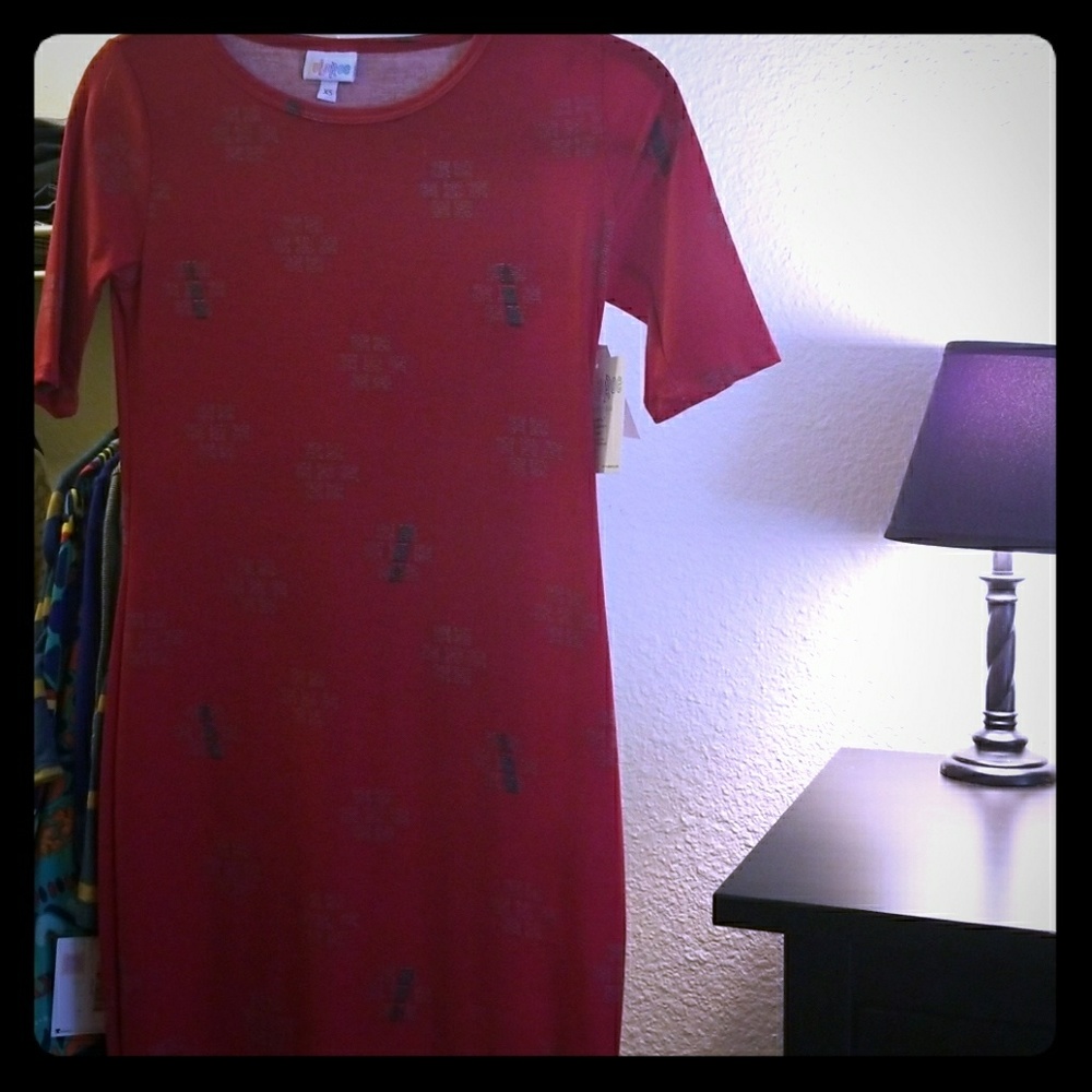 Lularoe julia